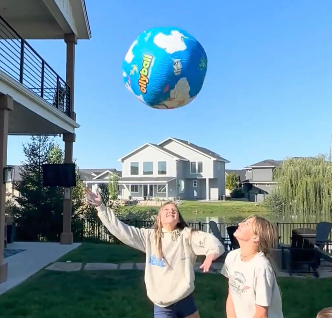 Ollyball PLANET EARTH