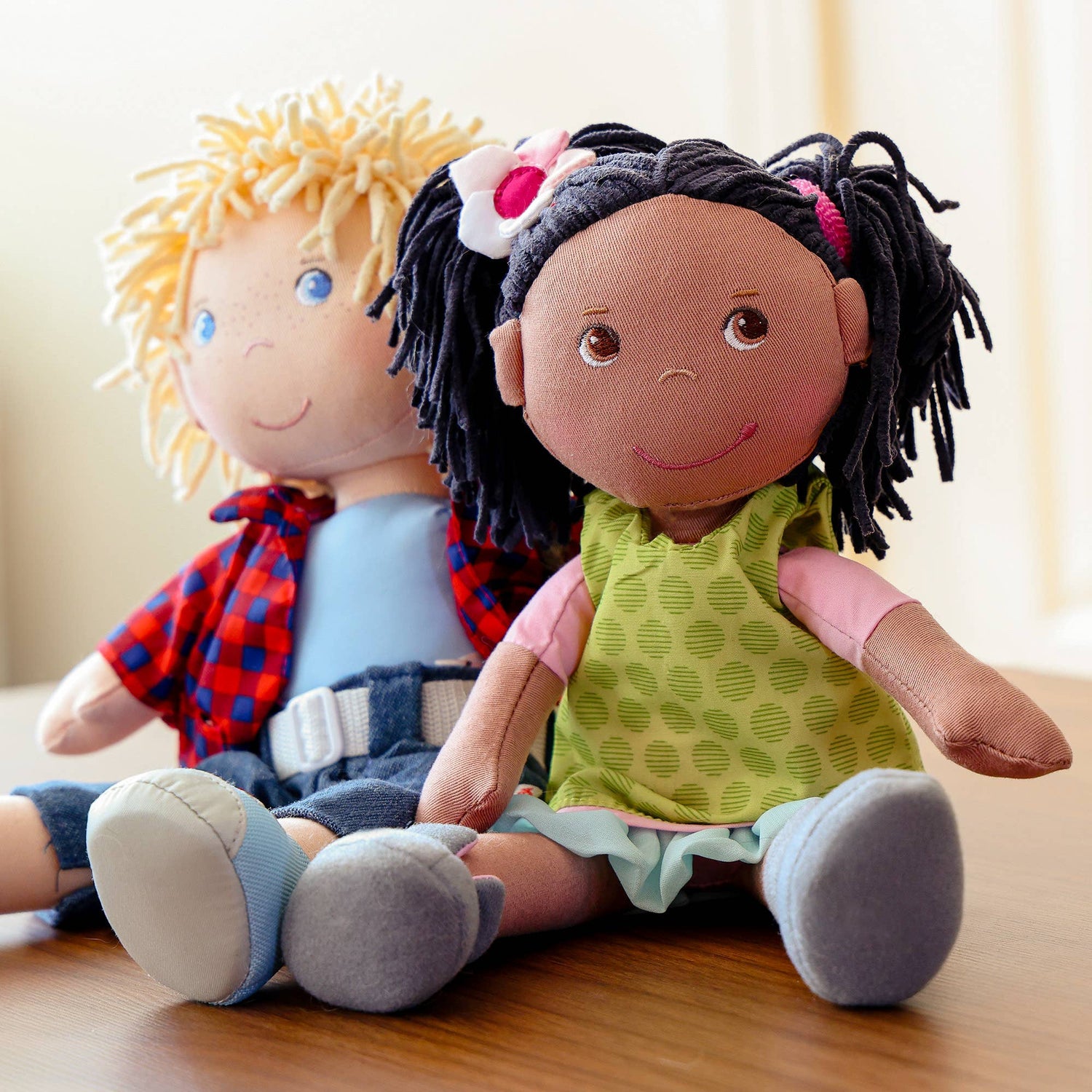 Dolls & Doll Accessories