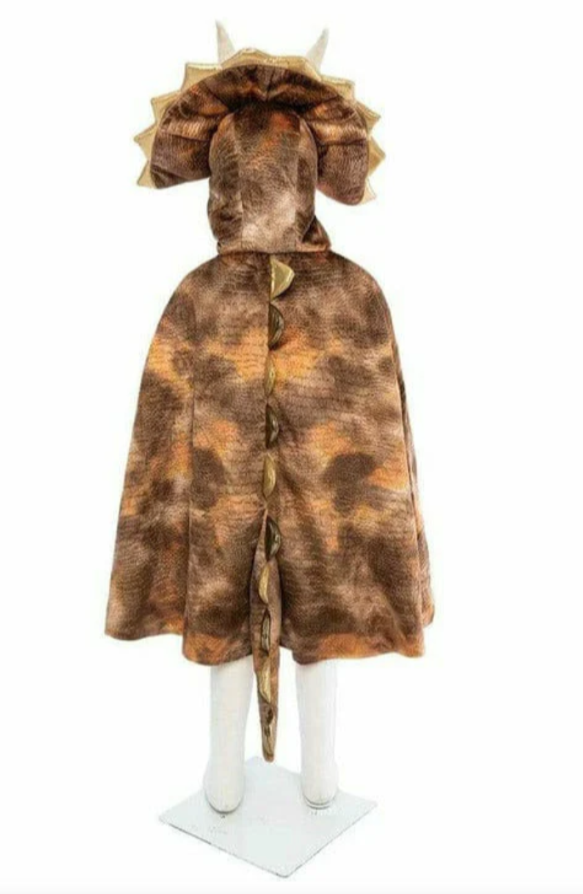 Grandasaurus Triceratops Cape w/Claws