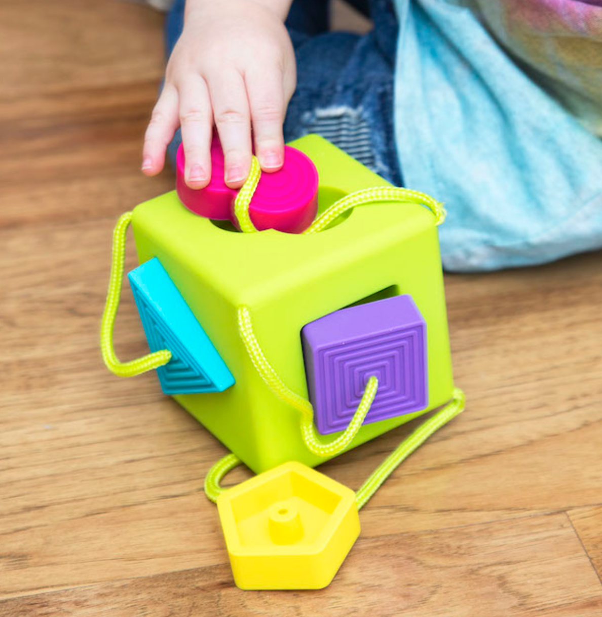 OombeeCube