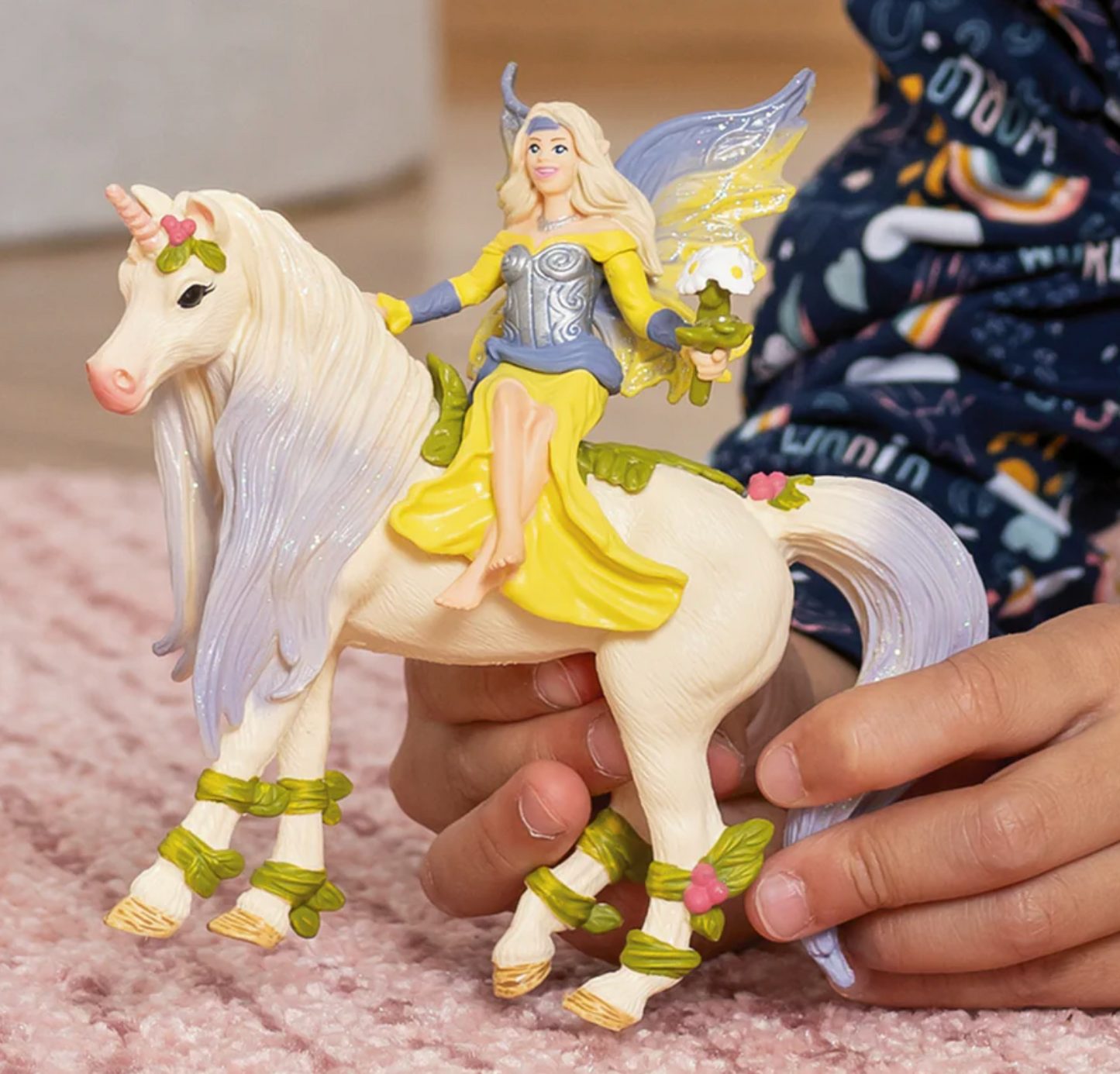 Schleich Animal - Fairy Sera with Blossom Unicorn