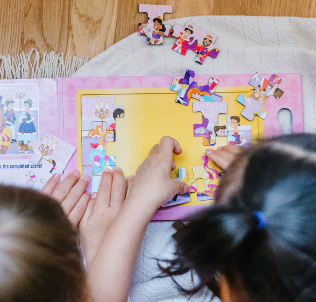 Take Along Magnetic Jigsaw Puzzle - Princesses