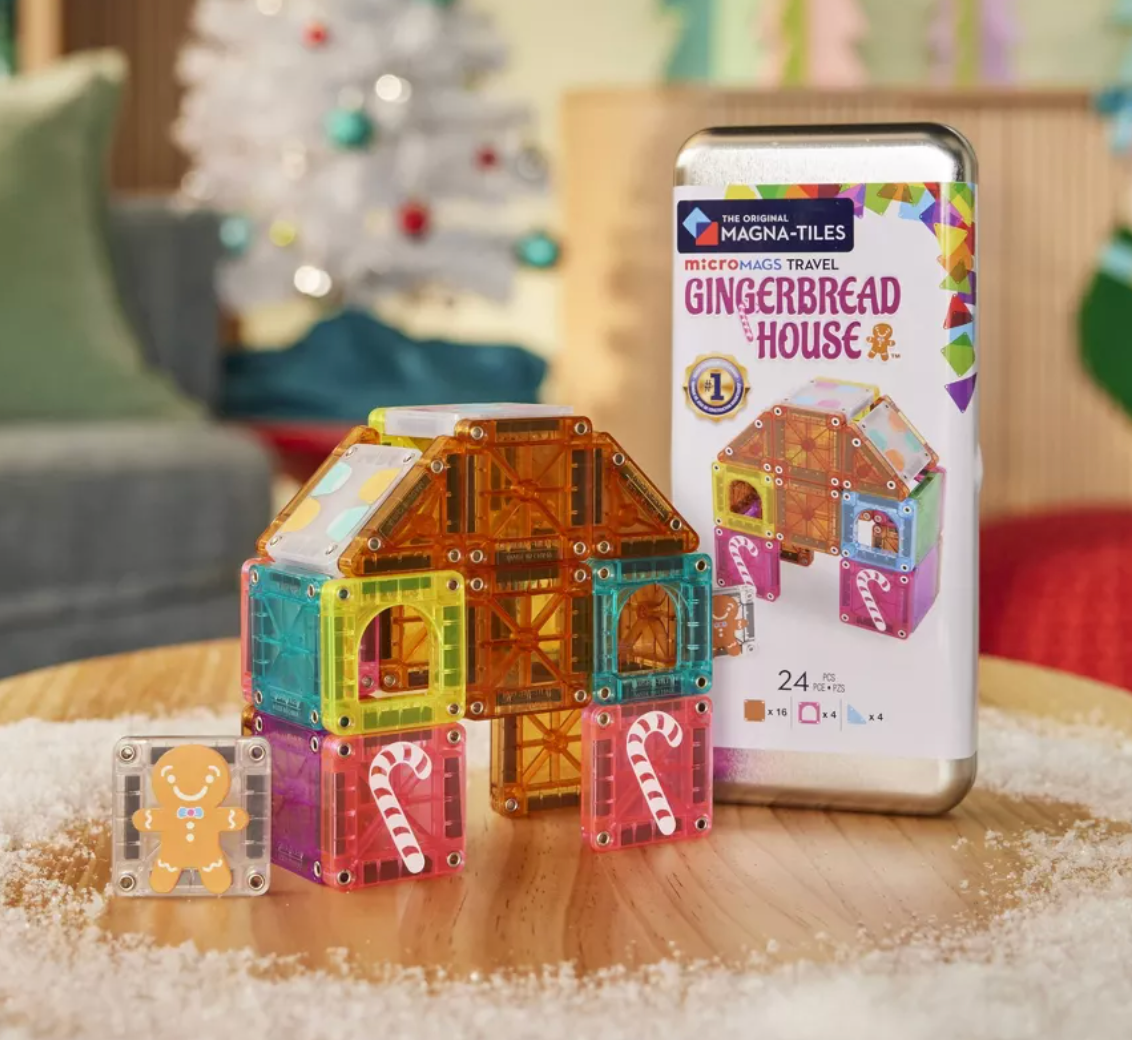 Magna-Tiles MicroMAGS Gingerbread House 24-Piece Travel Set